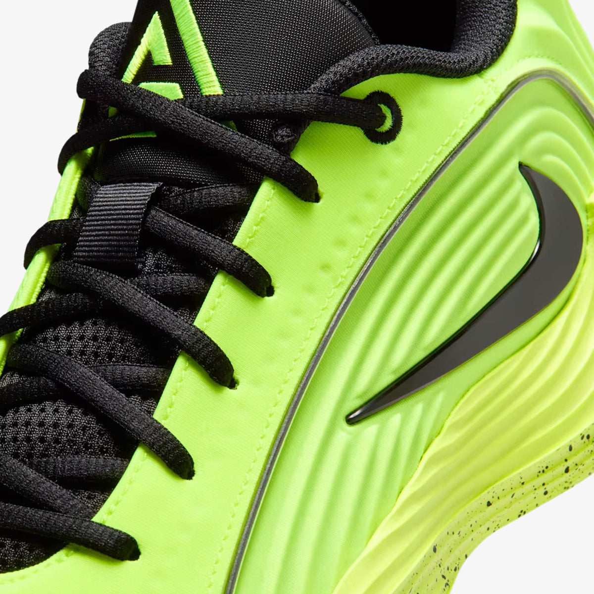 Giannis Immortality 5 "Volt"