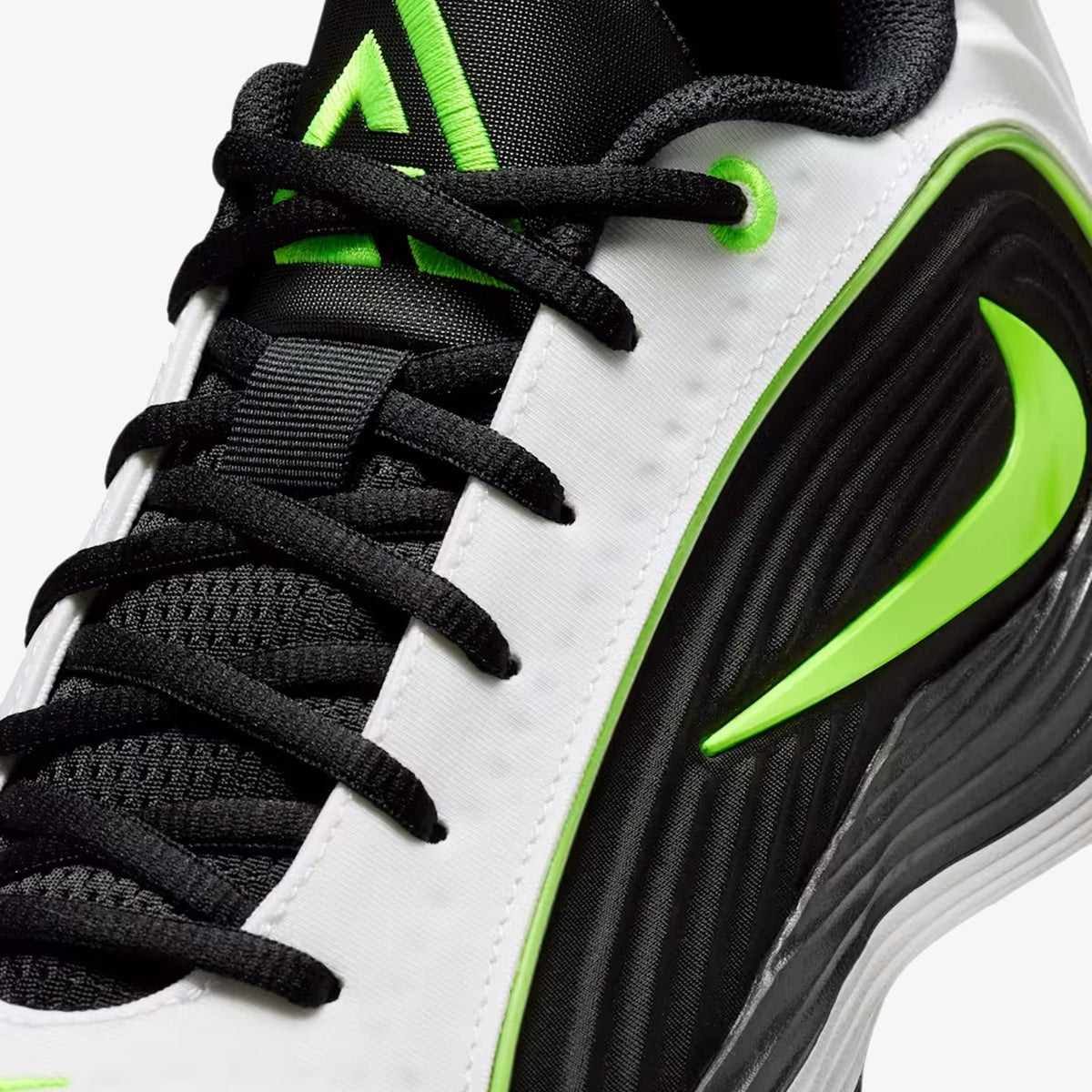Giannis Immortality 5 "White Volt"