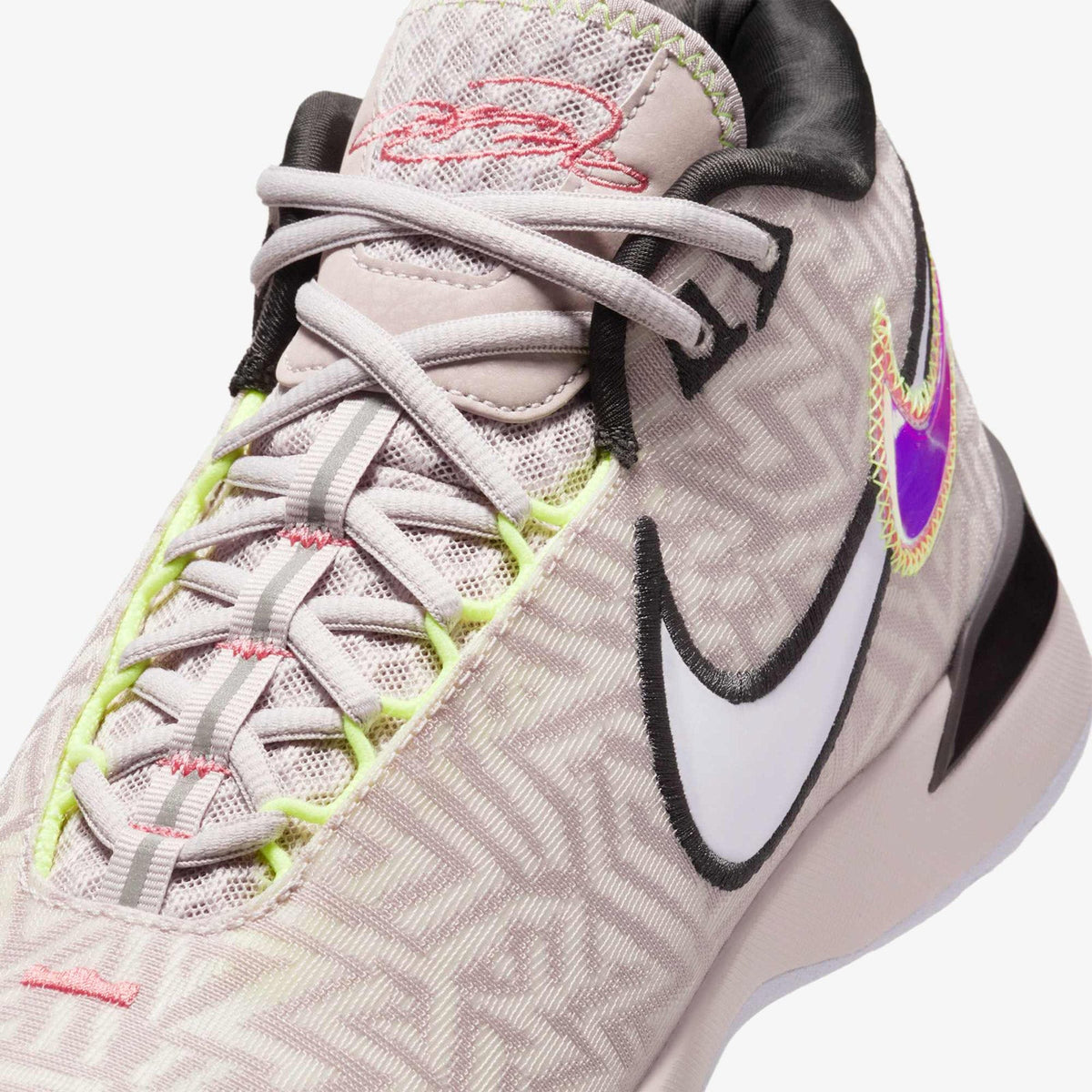 LeBron NXXT Genisus "Platinum Violet"