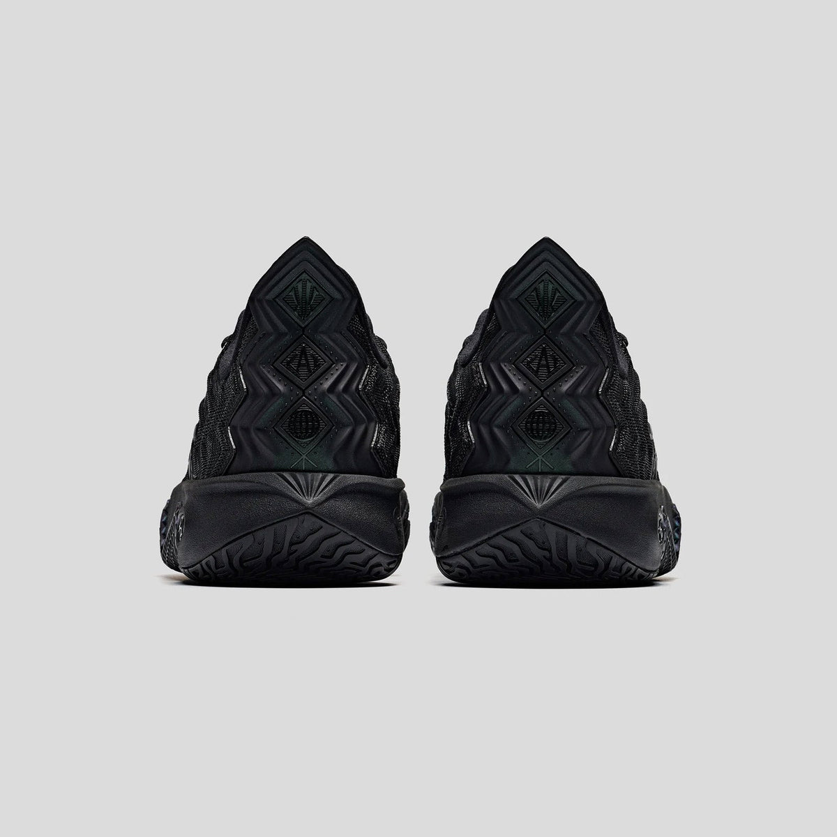 KAI 2 "Triple Black"