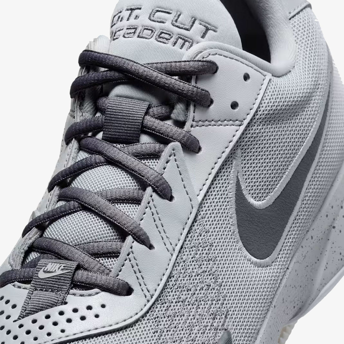 G.T Cut Academy "Wolf Grey"