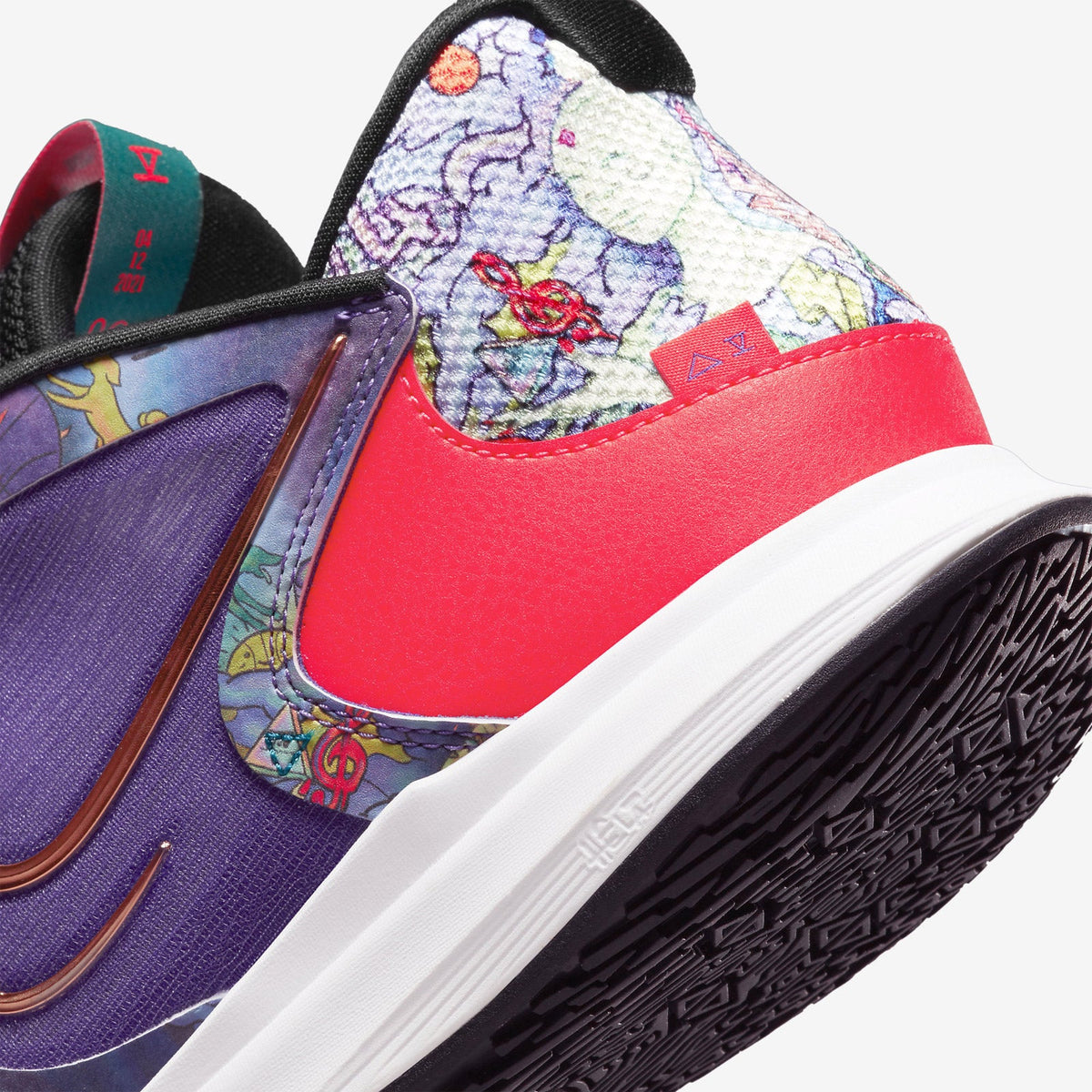 Kyrie Low 5 "Jewell Loyd"