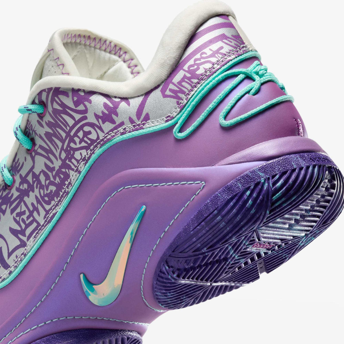 LeBron XXII "Frozen Grapes"