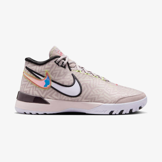 LeBron NXXT Genisus "Platinum Violet"