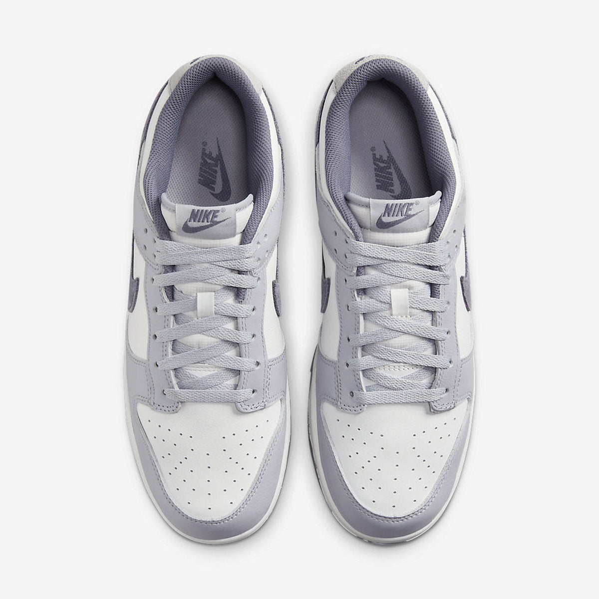 Dunk Low SE "Light Carbon"