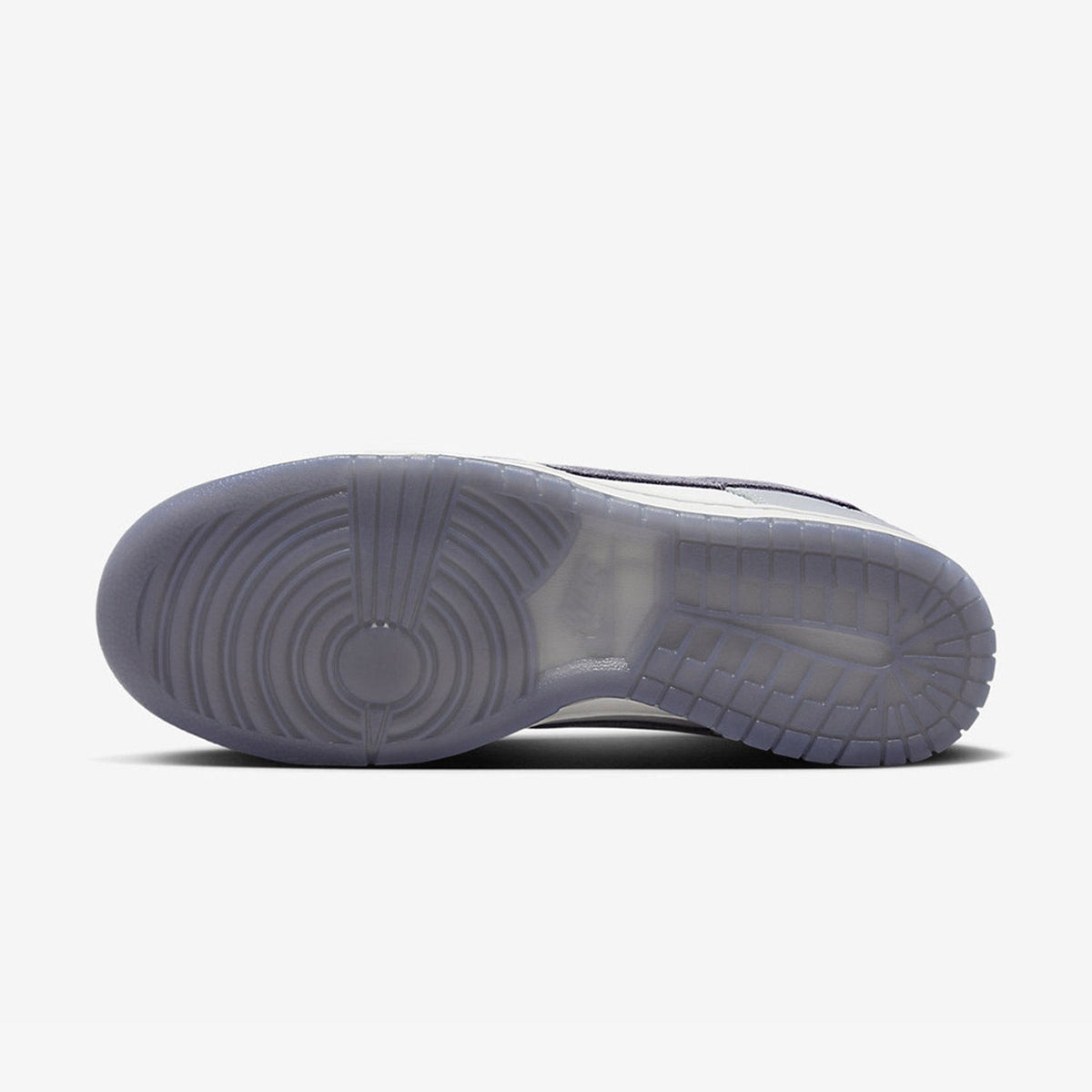 Dunk Low SE "Light Carbon"