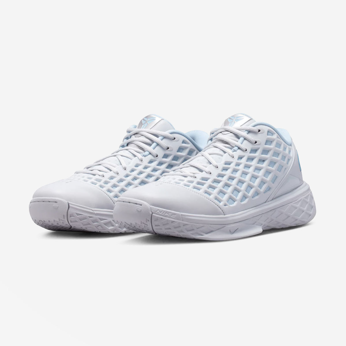 Kobe 3 Low Protro "Pure Platinum"