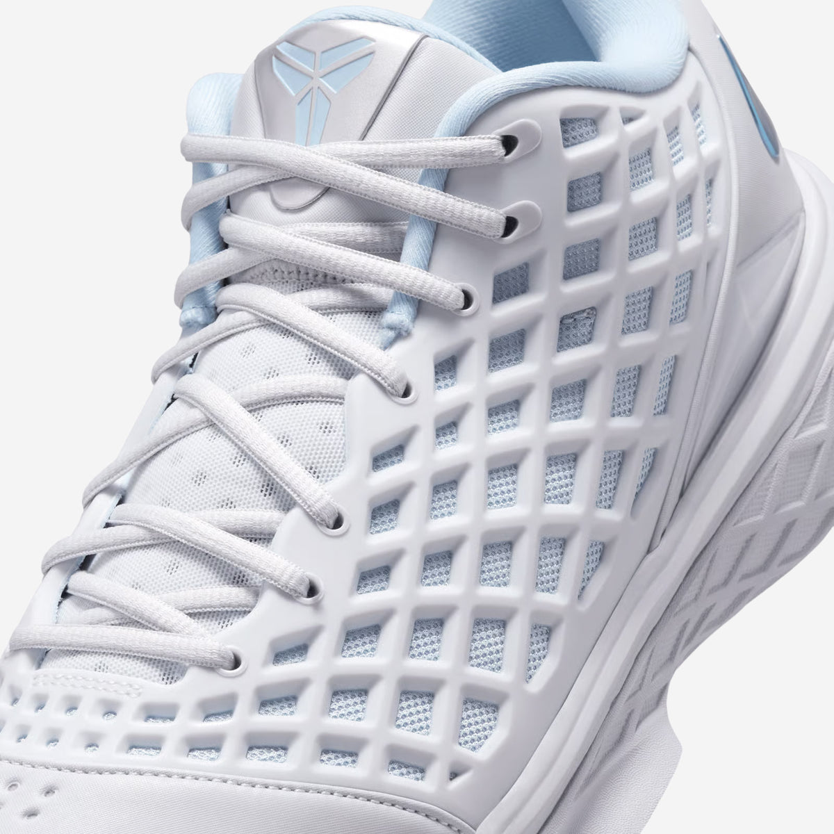 Kobe 3 Low Protro "Pure Platinum"
